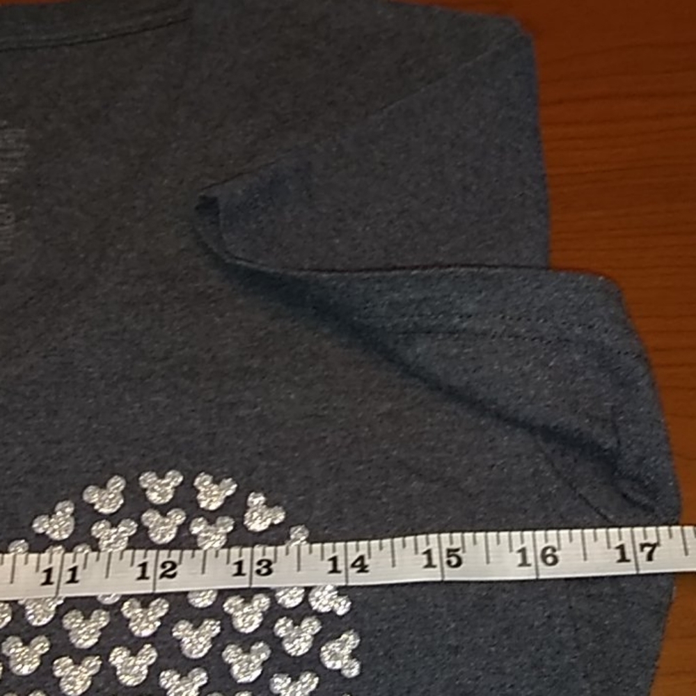 Disney Store tee shirt - Picture 3 of 4
